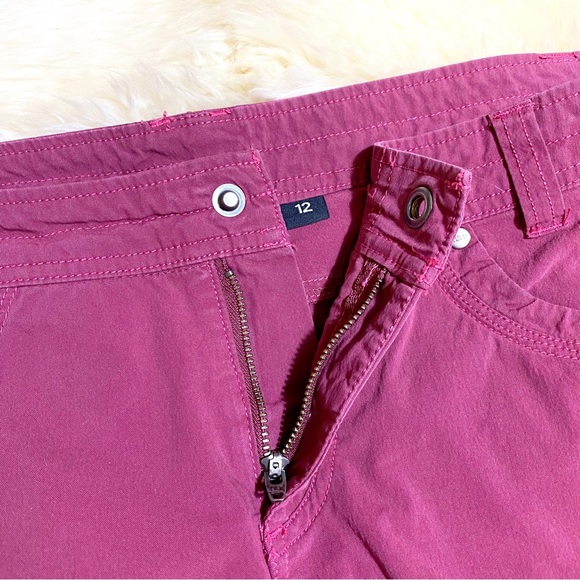 Kuhl Free Range Shorts 6 1/2" in Burgundy - Picture 3 of 12